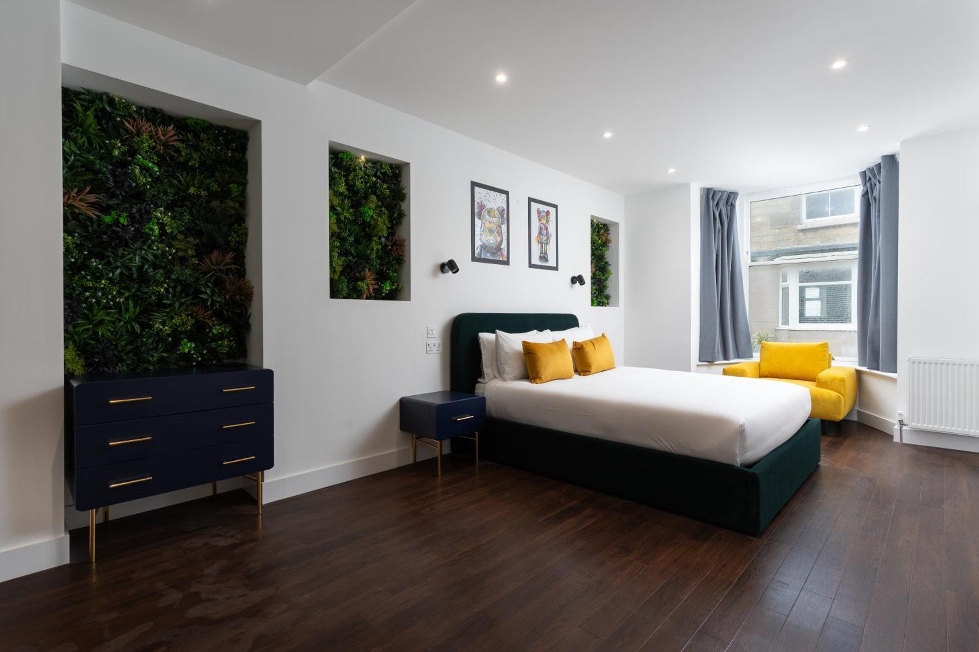 Room 1, Hotel Style Double Bedroom In 마라지온 외부 사진